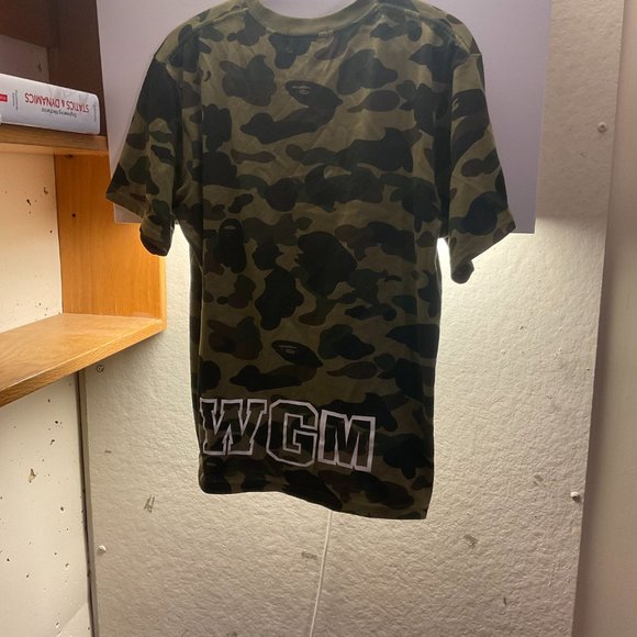 Bape Shark Tee - Picture 2 of 7